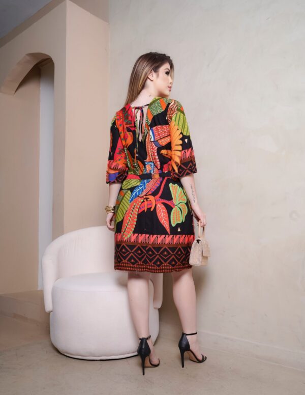 Vestido Curto Flor de Lótus - Image 8