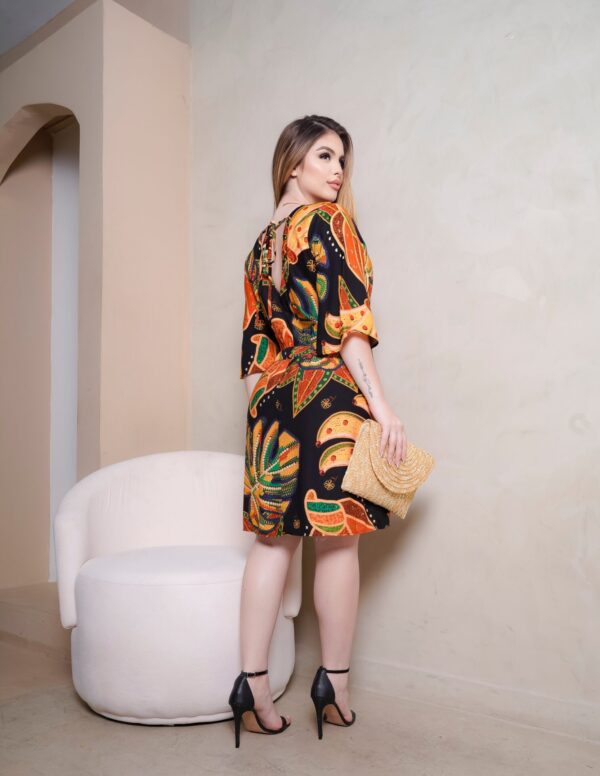 Vestido Curto Florescer de Elegância - Image 11